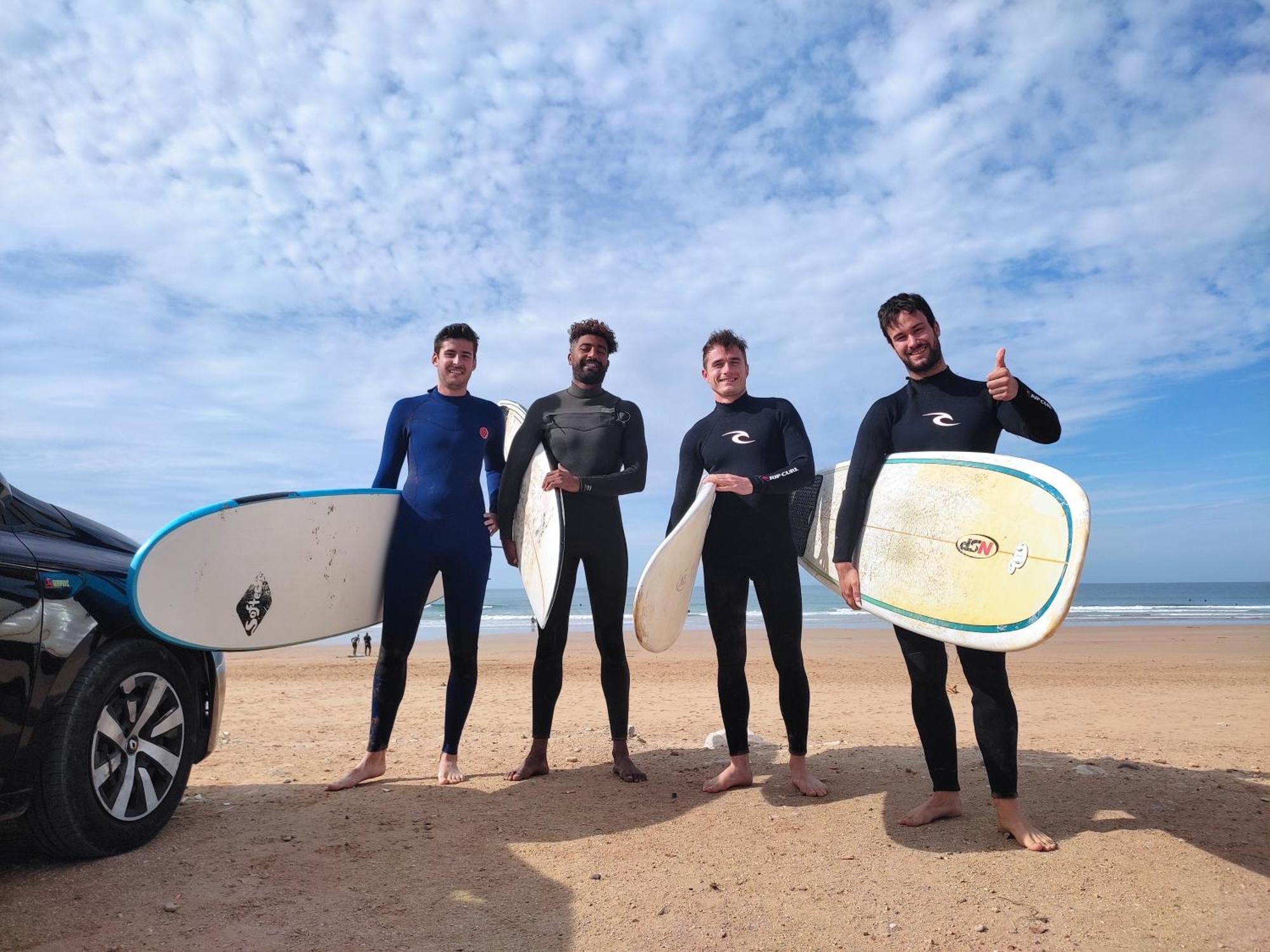 فندق Red Carpet Surf Camp Sea, Mountain & Garden Escape Tamraght المظهر الخارجي الصورة
