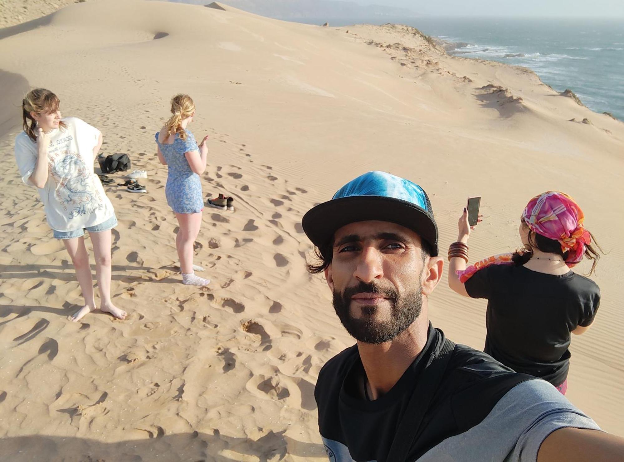 فندق Red Carpet Surf Camp Sea, Mountain & Garden Escape Tamraght المظهر الخارجي الصورة
