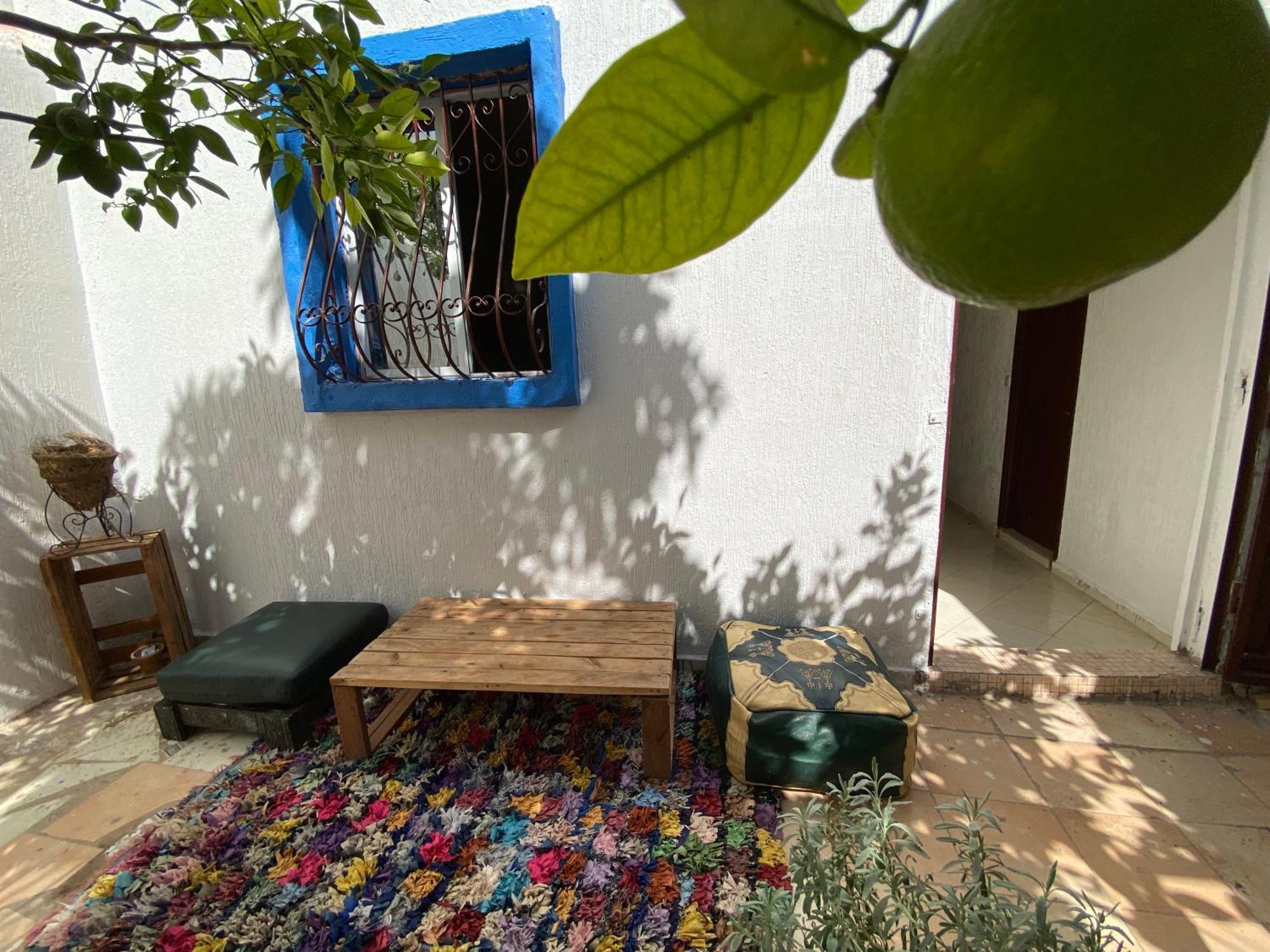 فندق Red Carpet Surf Camp Sea, Mountain & Garden Escape Tamraght المظهر الخارجي الصورة
