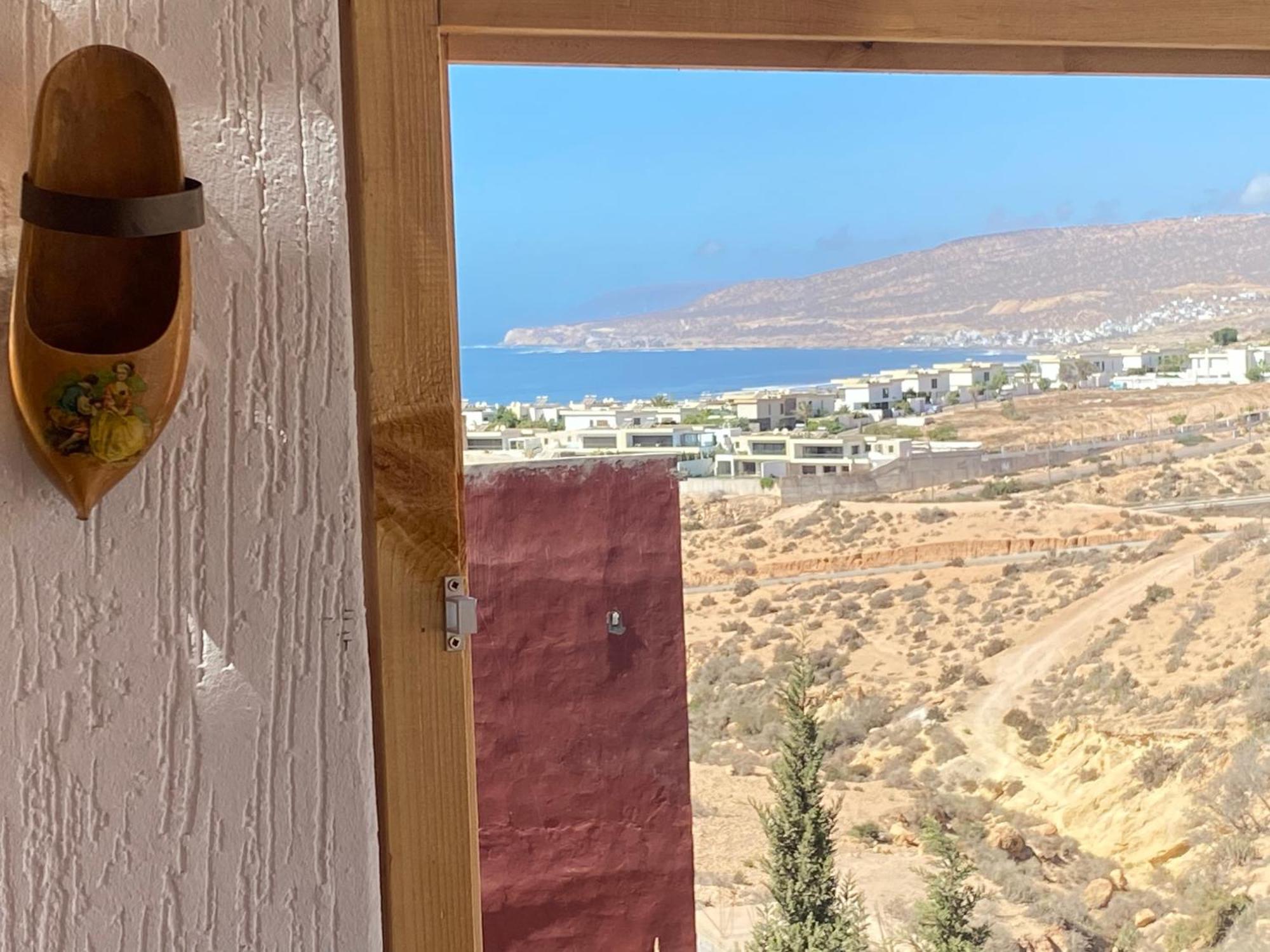 فندق Red Carpet Surf Camp Sea, Mountain & Garden Escape Tamraght المظهر الخارجي الصورة